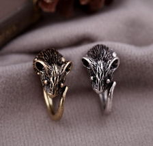 “女人飾界”探秘 歐美復(fù)古雕刻小老鼠戒指背后的飾品批發(fā)新趨勢(shì)